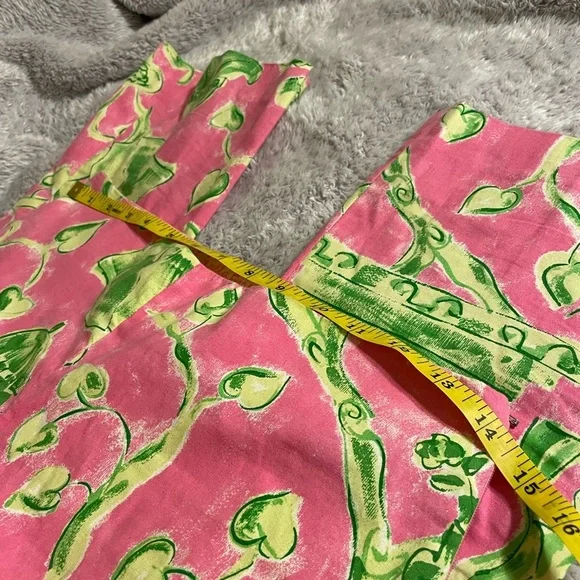 Pamela Ferrari Pink and Green Patterned Capris - Picture 5 of 5